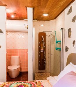 Baño, Casa Adoración