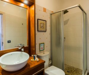 Baño, La Playa, Caserío de la Playa